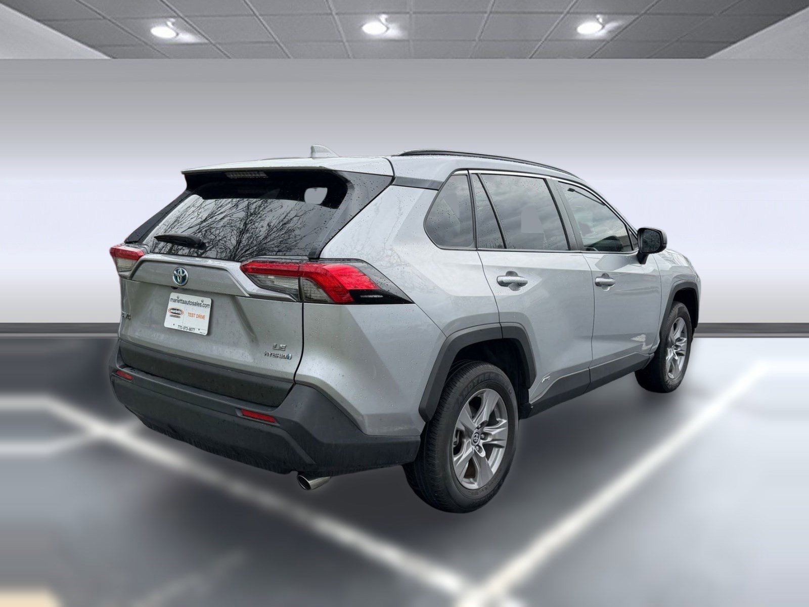 Used 2023 Toyota RAV4 LE image 6
