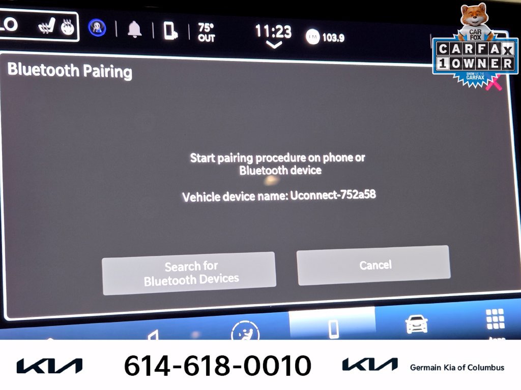 Used 2023 Chrysler Pacifica Touring-L FWD image 28