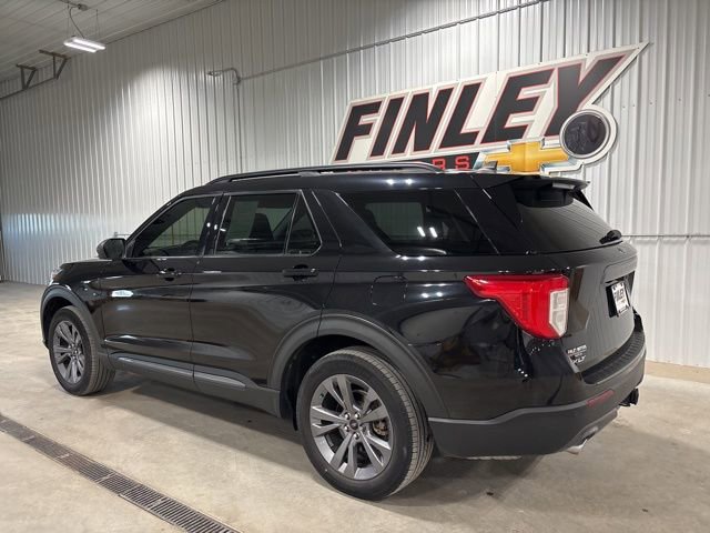 Used 2021 Ford Explorer XLT w/ Equipment Group 202A image 12