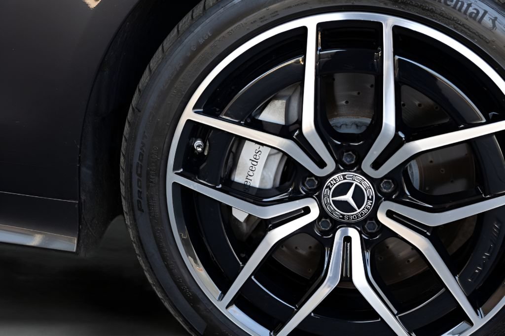 Used 2021 Mercedes-Benz E 450 4MATIC Cabriolet w/ AMG Line image 11