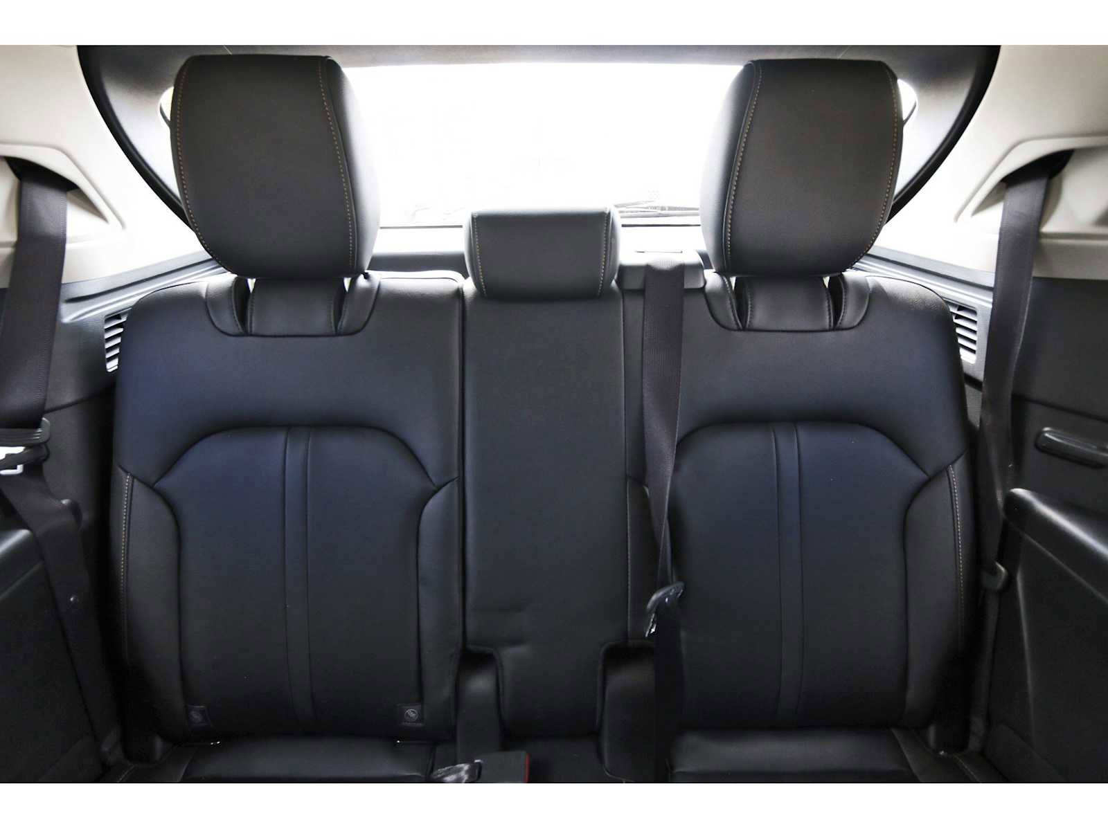 Used 2025 MAZDA CX-90 Plug-In Hybrid w/ Preferred image 11