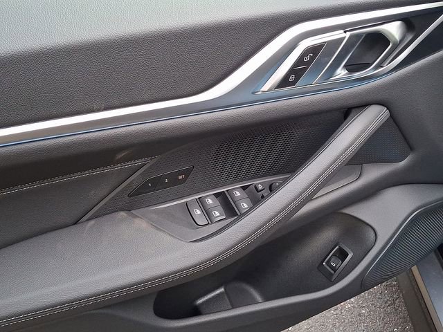 New 2026 BMW i4 eDrive40 image 11