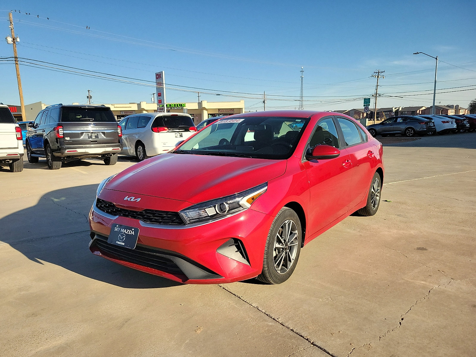Used 2024 Kia Forte LXS image 3