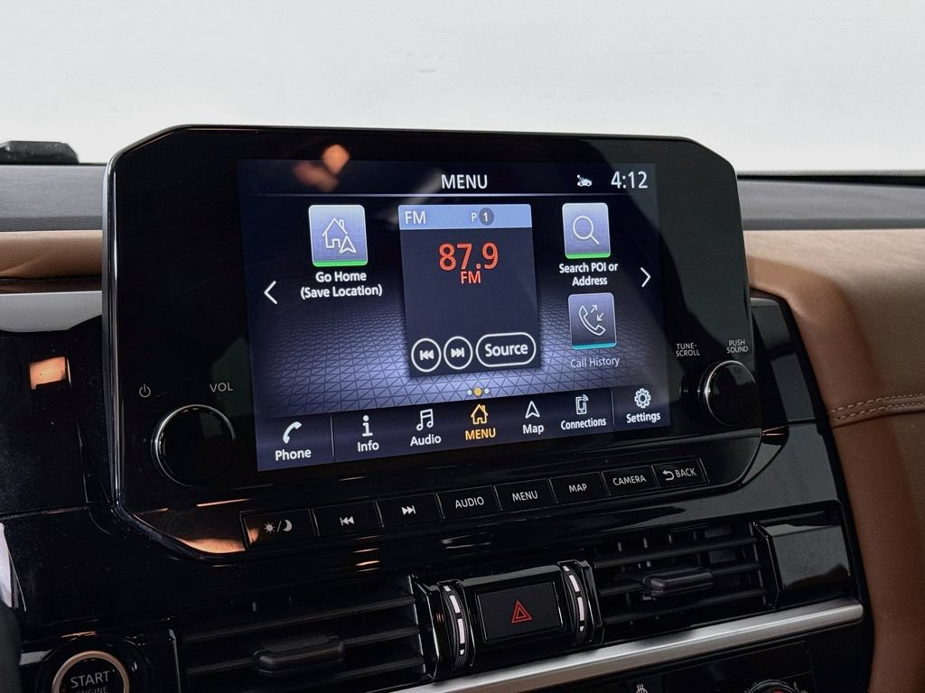 Used 2023 Nissan Pathfinder Platinum AWD/4WD image 16