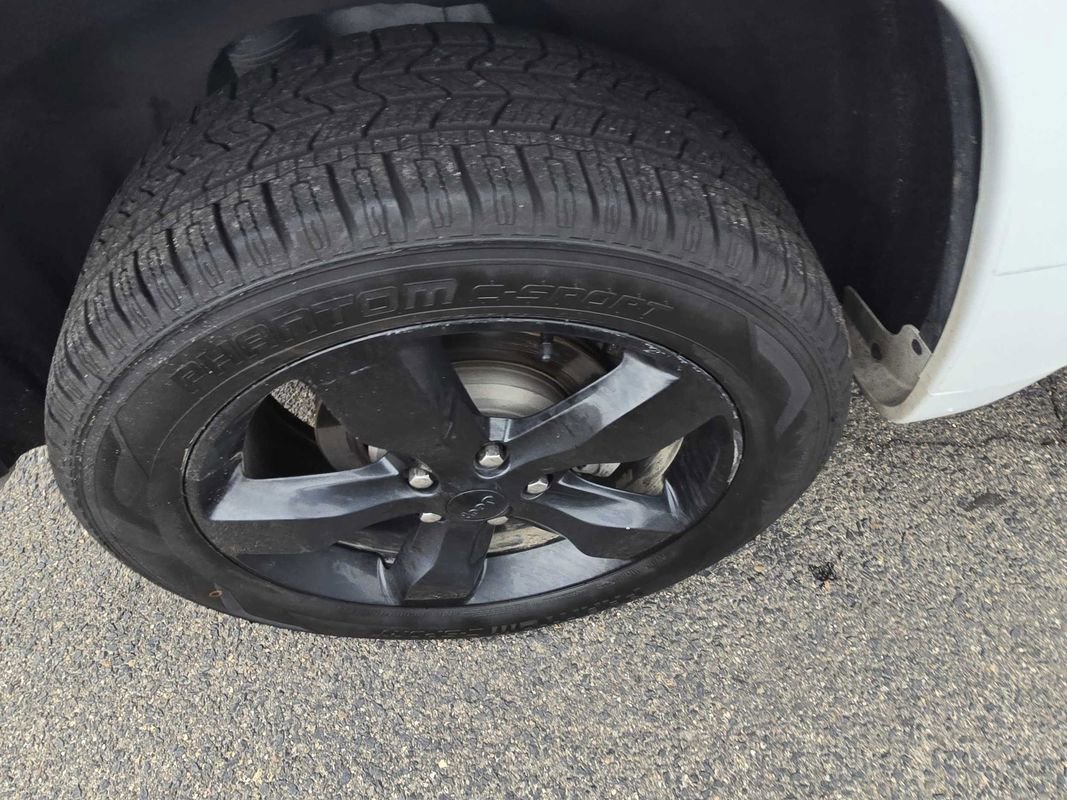 Used 2015 Jeep Grand Cherokee High Altitude AWD/4WD image 28