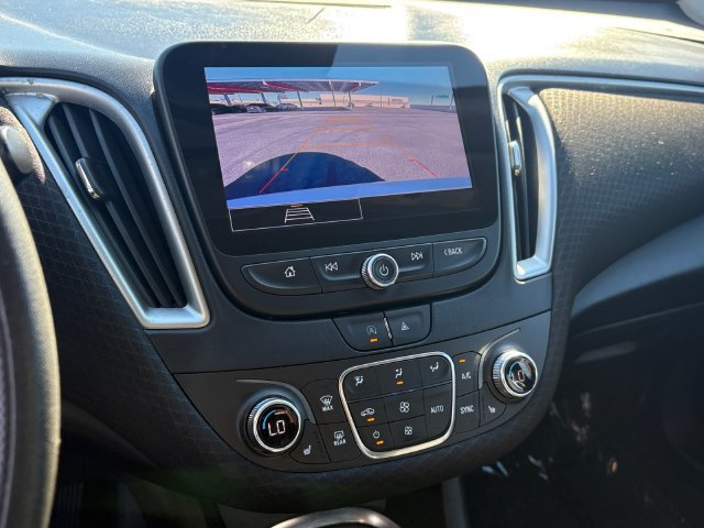 Used 2023 Chevrolet Malibu LT FWD image 21