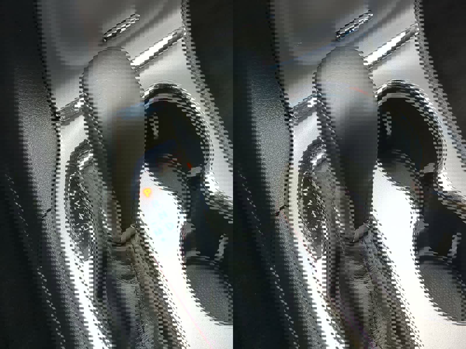 Used 2019 Jeep Grand Cherokee Laredo AWD/4WD image 29