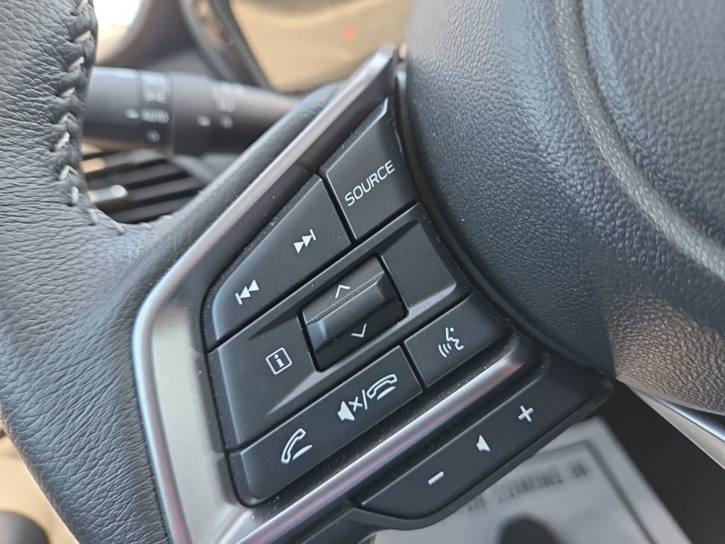 Used 2025 Subaru Outback Premium AWD/4WD image 27