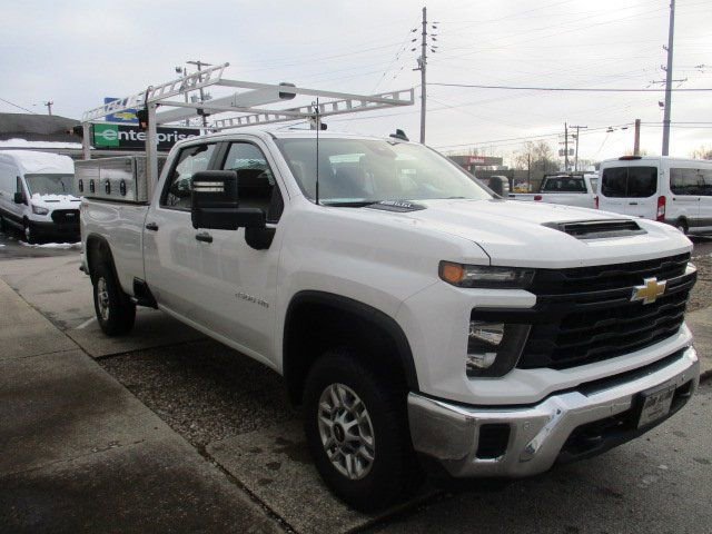 Used 2025 Chevrolet Silverado 2500 W/T w/ WT/CX Safety Package image 3