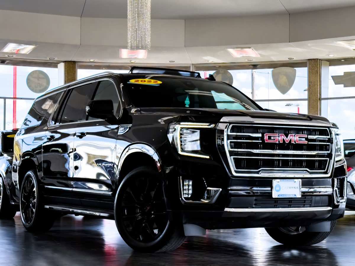 Used 2022 GMC Yukon XL SLT w/ SLT Premium Package