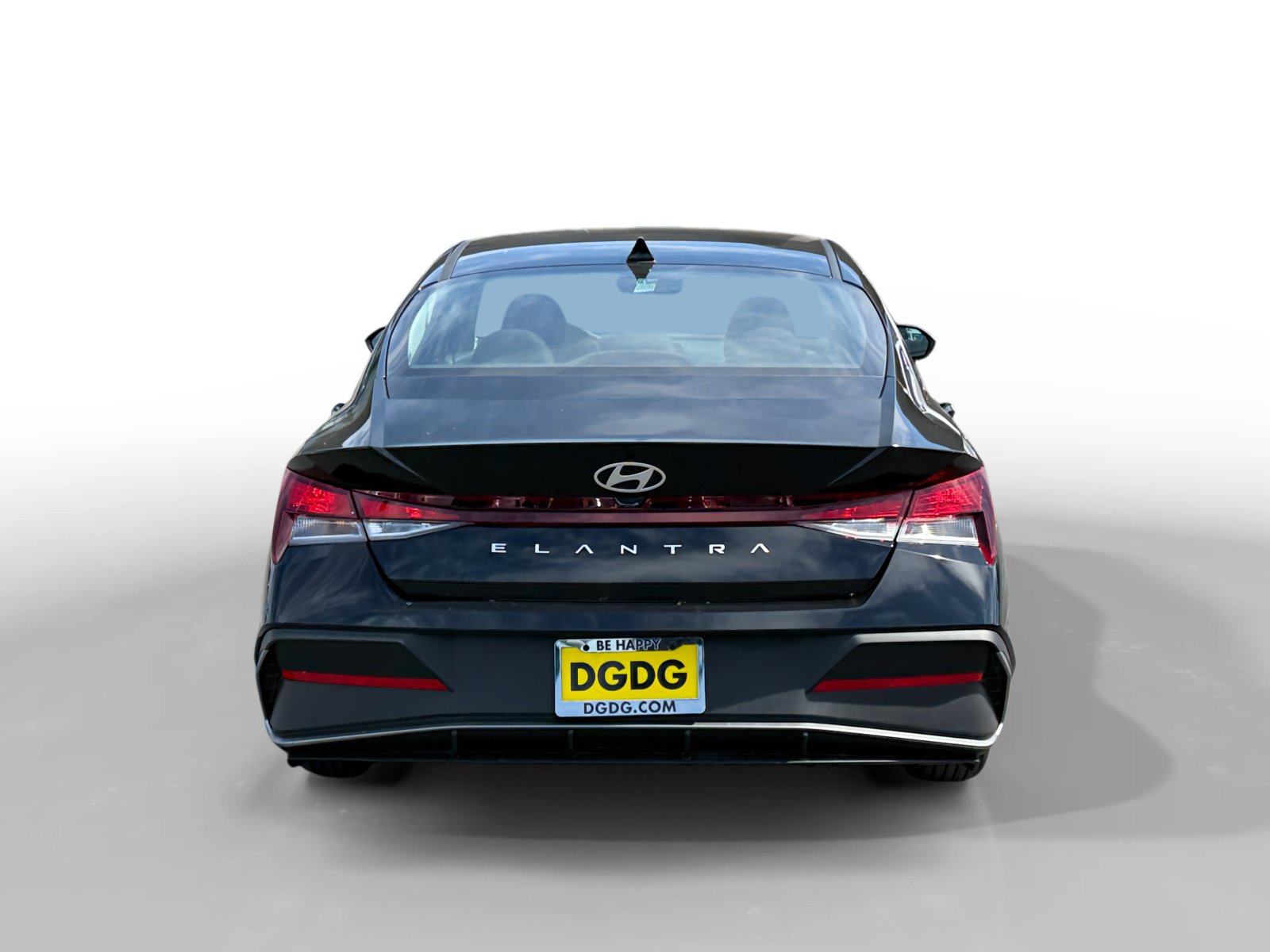 Certified 2026 Hyundai Elantra SE FWD image 4