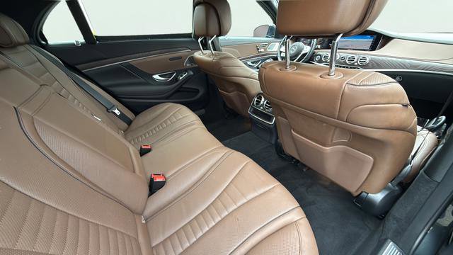 Used 2019 Mercedes-Benz S 560 Sedan image 23