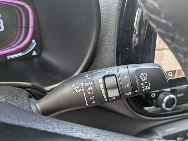 Used 2024 Kia Soul EX w/ Option Group 015 FWD image 33