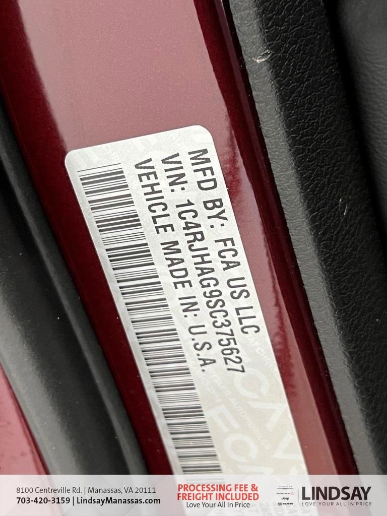 New 2025 Jeep Grand Cherokee Altitude image 46