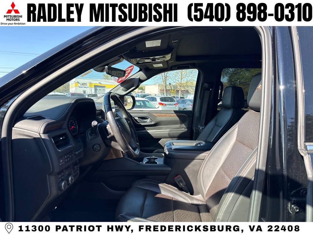 Used 2021 Chevrolet Tahoe High Country w/ Premium Package image 3