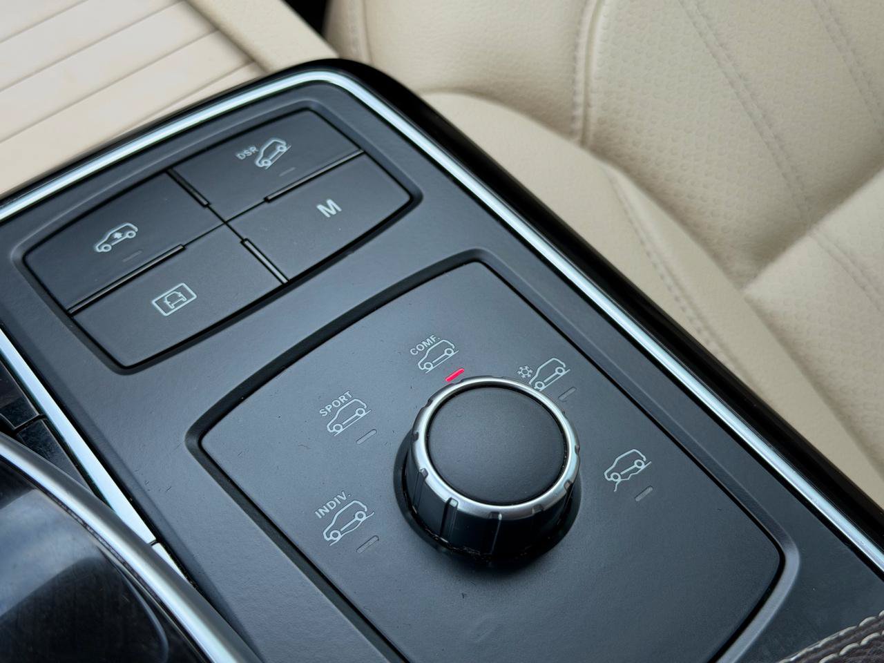 Used 2017 Mercedes-Benz GLS 450 4MATIC w/ Premium Package image 22