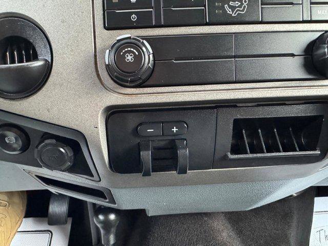 Used 2016 Ford F250 XLT AWD/4WD image 26