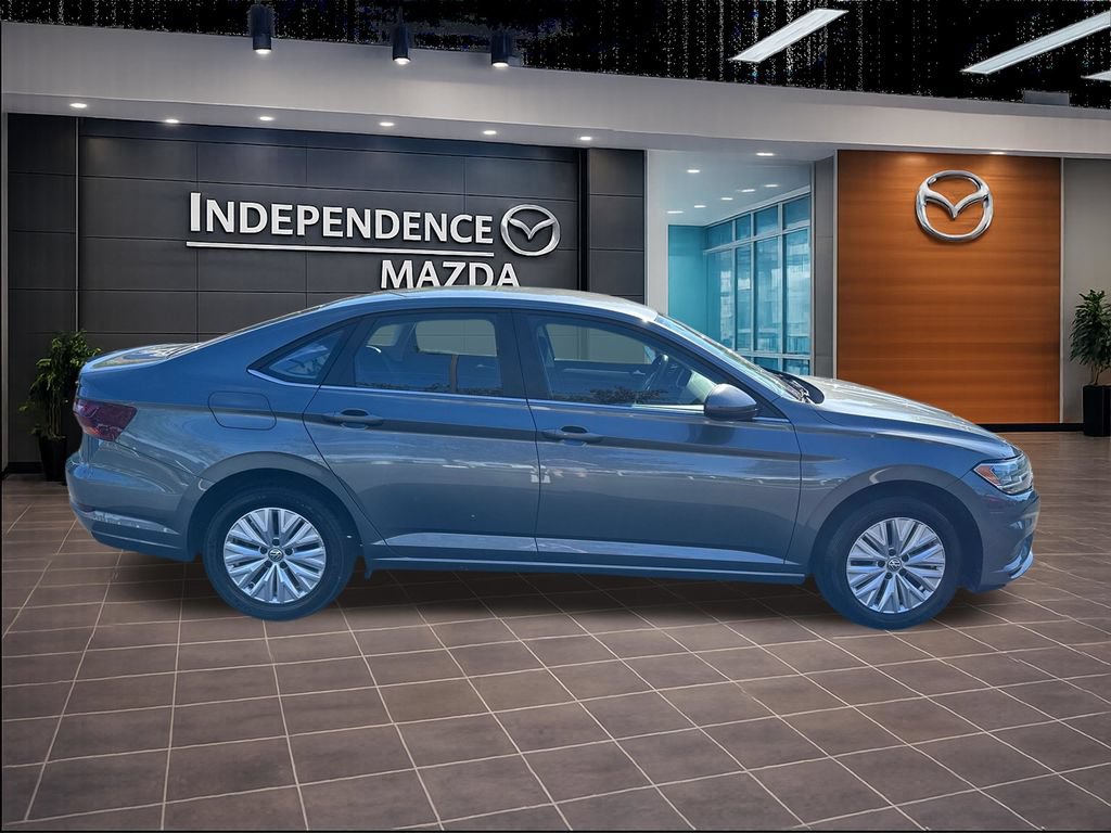 Used 2019 Volkswagen Jetta S w/ Driver Assistance Package FWD image 2