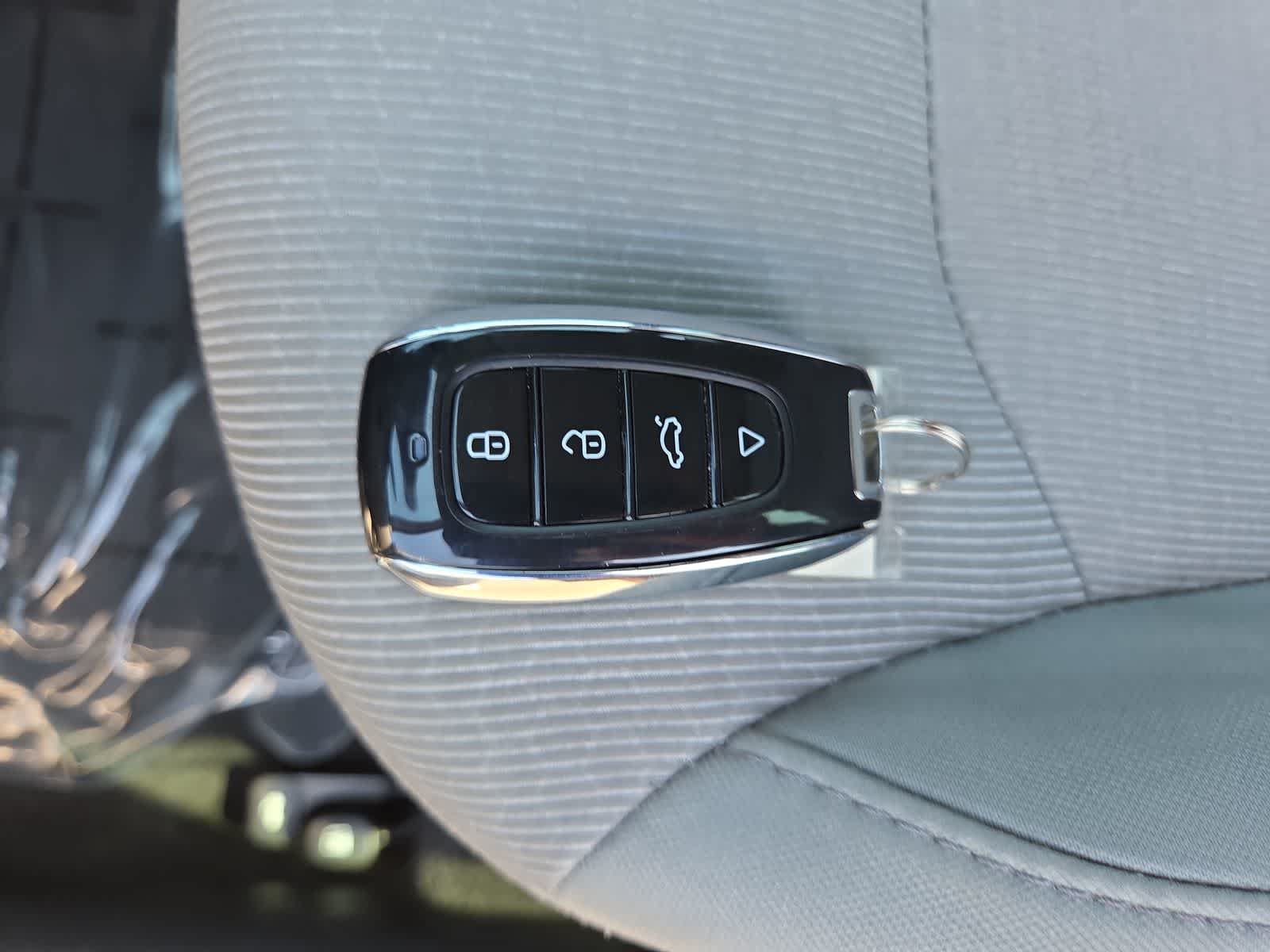 Used 2017 Hyundai Elantra SE w/ SE A/T Tech Package 03 FWD image 28