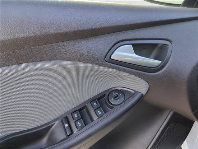 Used 2013 Ford Focus SE FWD image 10