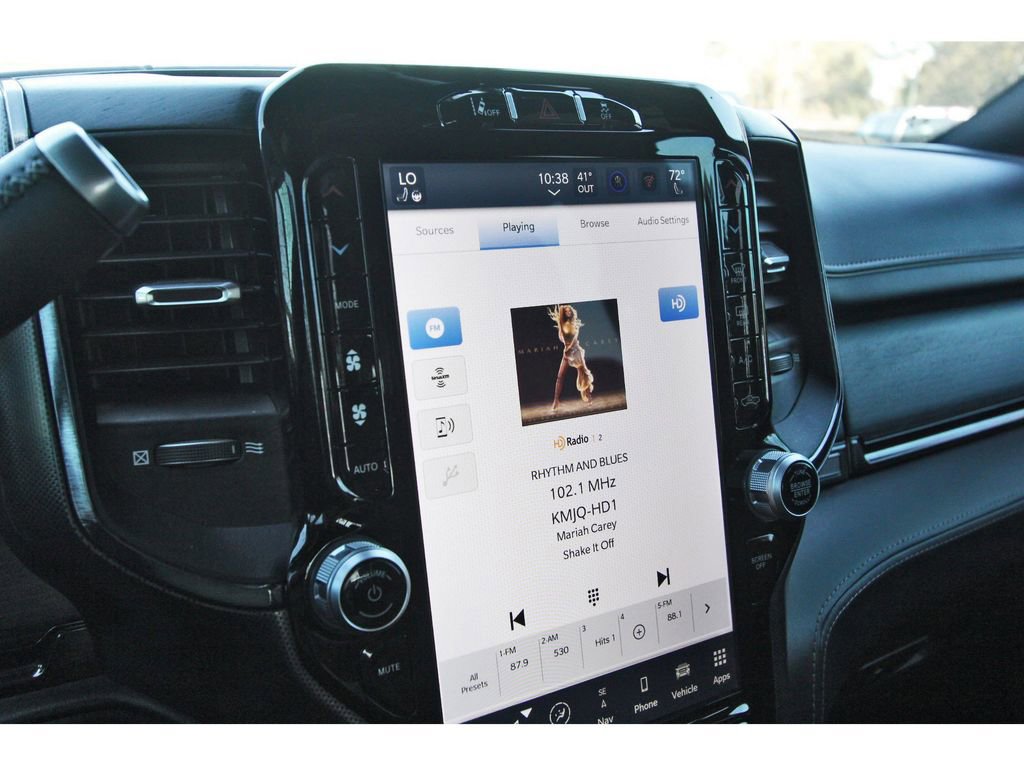 Used 2024 RAM 3500 Limited image 22