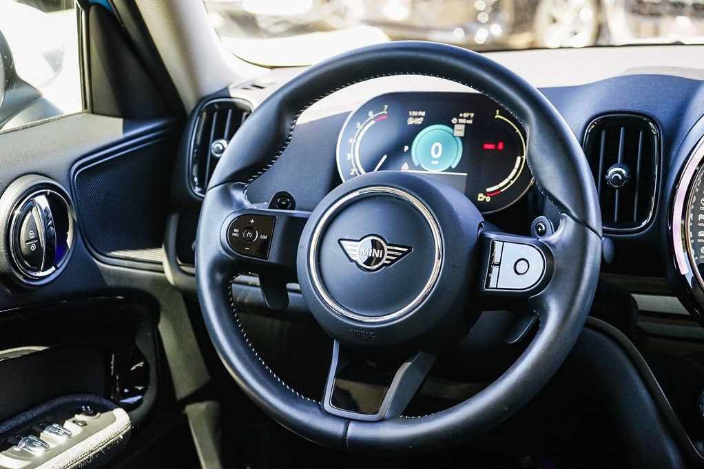Used 2023 MINI Cooper Countryman S FWD image 15