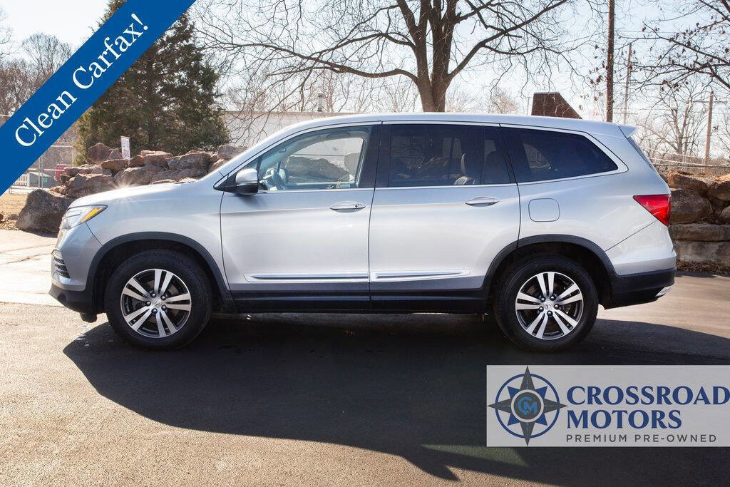 Used 2017 Honda Pilot EX-L image 2