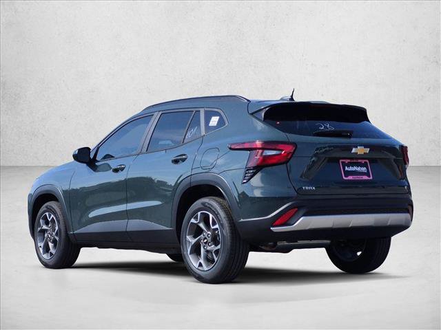 New 2026 Chevrolet Trax LT w/ Driver Confidence Package FWD image 9