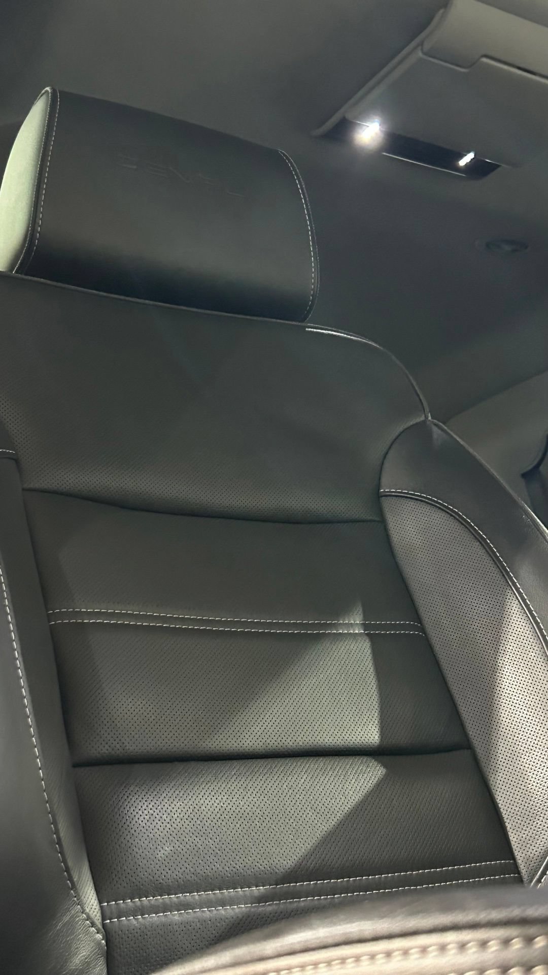 Used 2019 GMC Yukon Denali w/ Denali Ultimate Package AWD/4WD image 60
