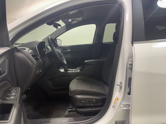 Certified 2024 Chevrolet Equinox LT FWD image 13