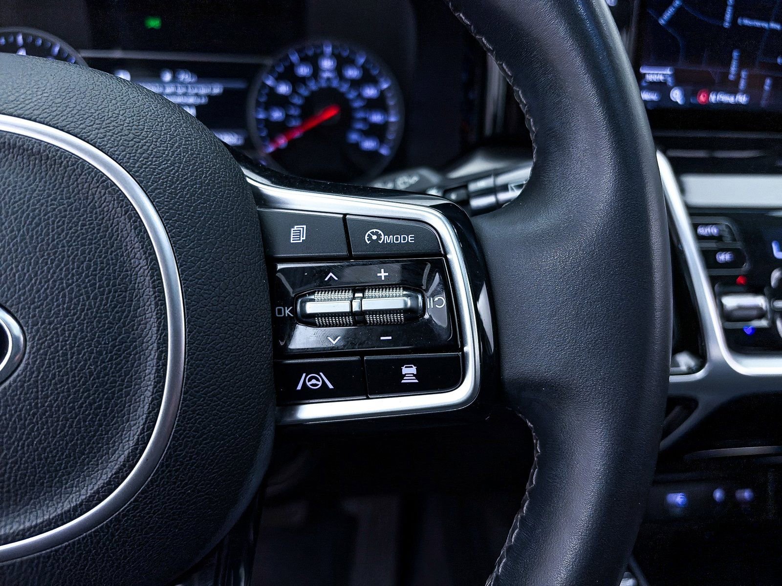 Used 2021 Kia Sorento SX image 32