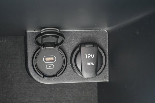 Used 2023 Hyundai Palisade Calligraphy w/ Winter Package image 32