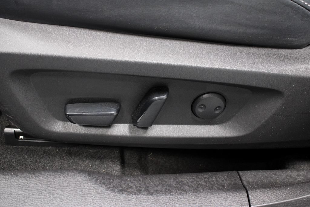 Used 2023 Mitsubishi Outlander SE AWD/4WD image 26