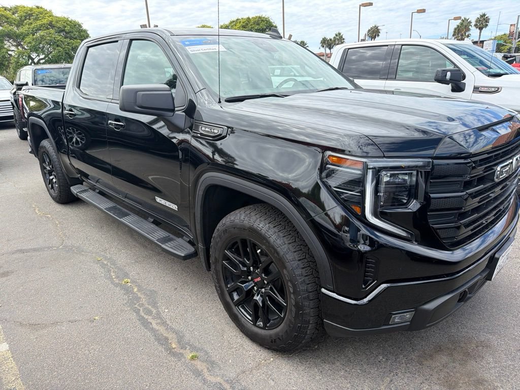 Used 2025 GMC Sierra 1500 Elevation AWD/4WD image 3