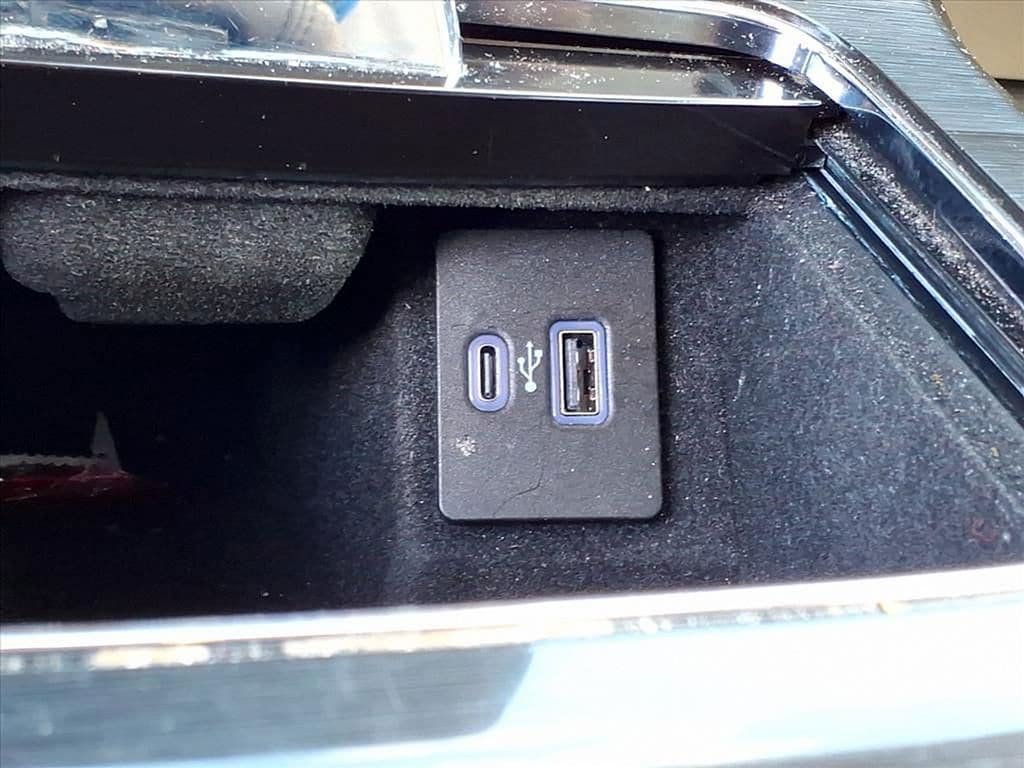 Used 2023 Lincoln Nautilus AWD image 15