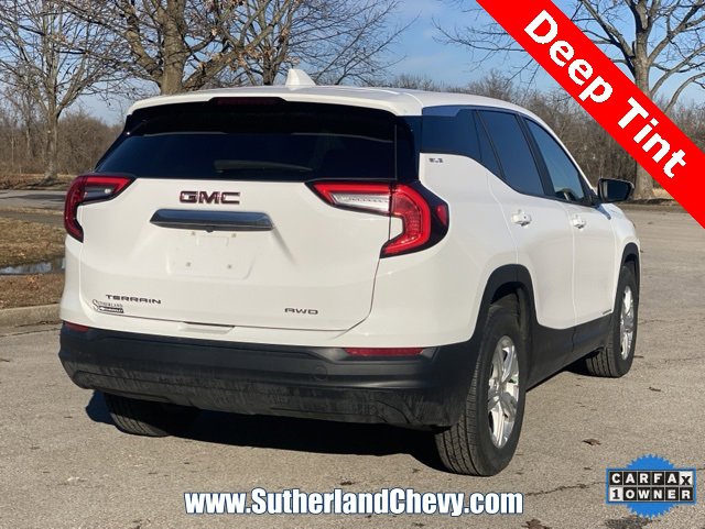 Used 2024 GMC Terrain SLE image 7