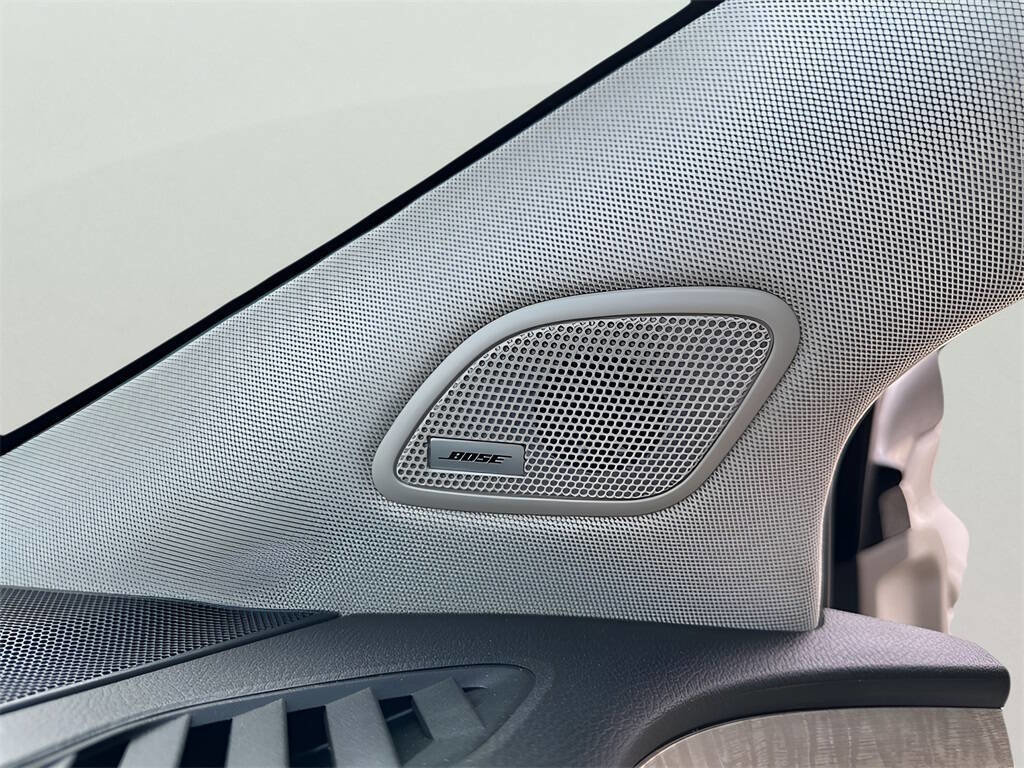 Used 2024 Nissan Murano SL image 37