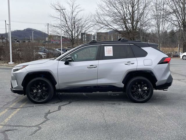 Used 2022 Toyota RAV4 XSE image 2