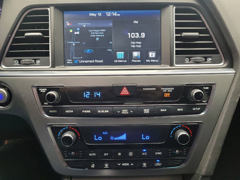 Used 2015 Hyundai Sonata Limited w/ Option Group 06 FWD image 25