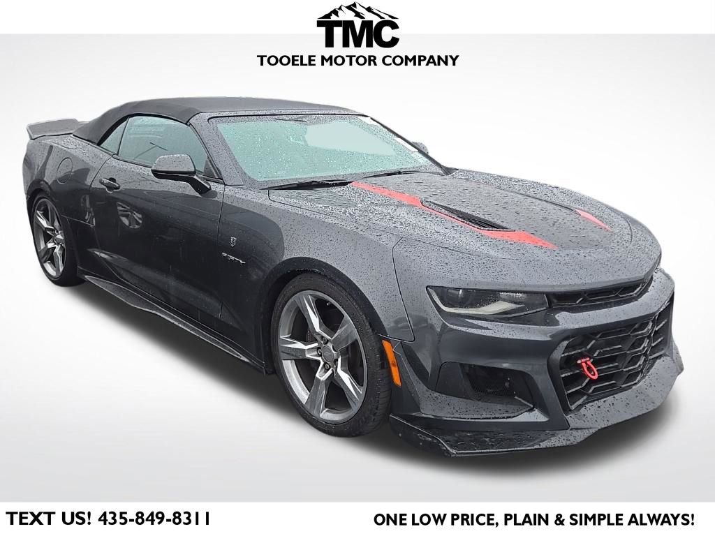 Used 2017 Chevrolet Camaro SS image 1