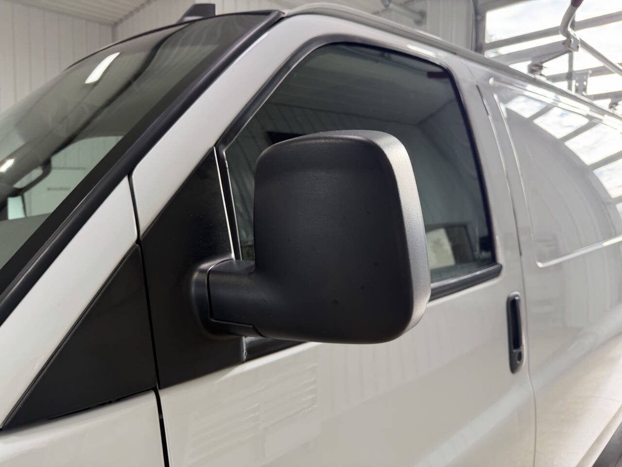 Used 2020 GMC Savana 2500 Extended w/ Driver Convenience Package RWD image 20