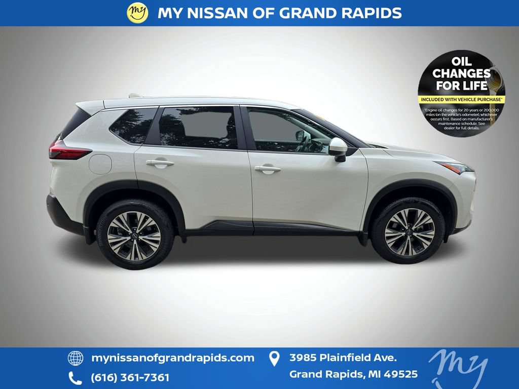 Used 2023 Nissan Rogue SV AWD/4WD image 9