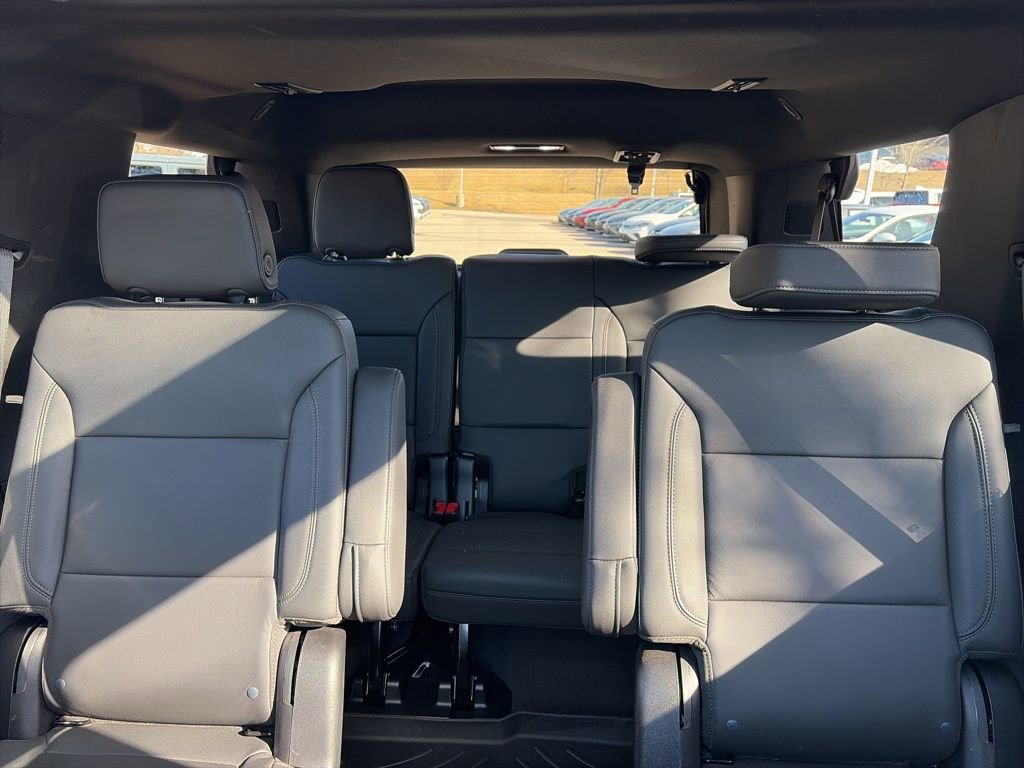 Used 2024 Chevrolet Tahoe Z71 w/ Z71 Off-Road Package image 23