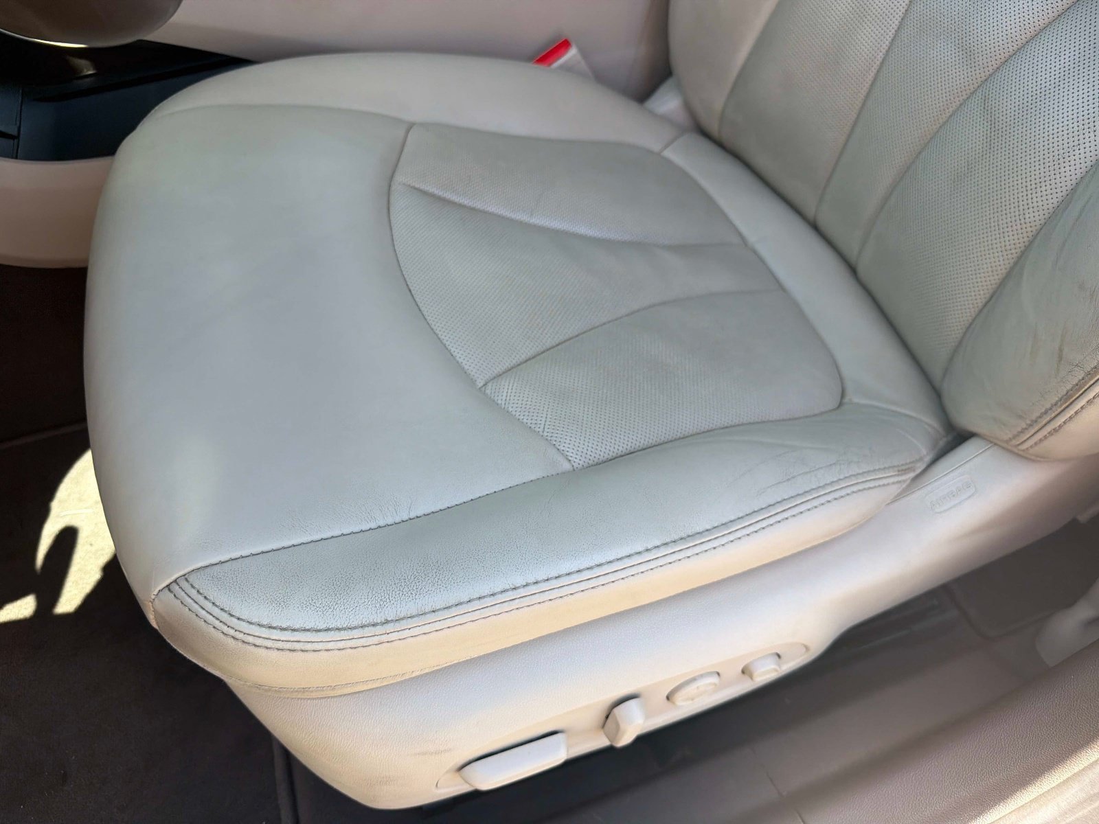 Used 2017 Buick LaCrosse Premium w/ Sun and Shade Package FWD image 18