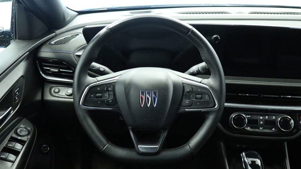 Used 2024 Buick Envista Sport Touring w/ Convenience I Package FWD image 27