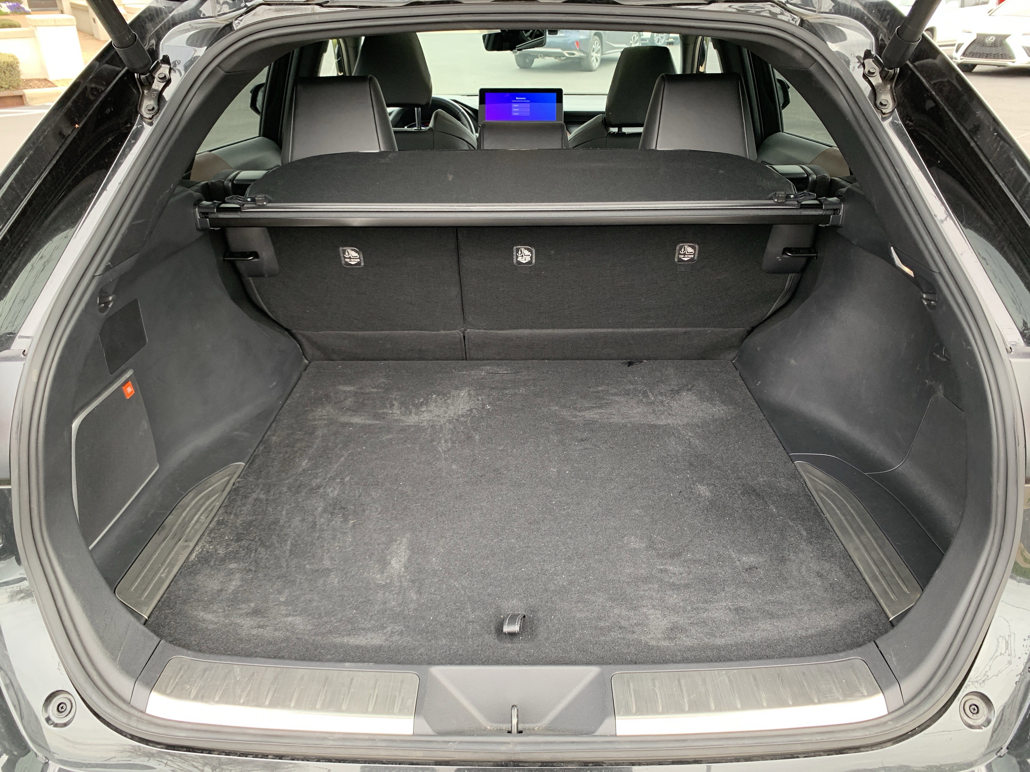 Used 2024 Toyota Venza Limited image 34