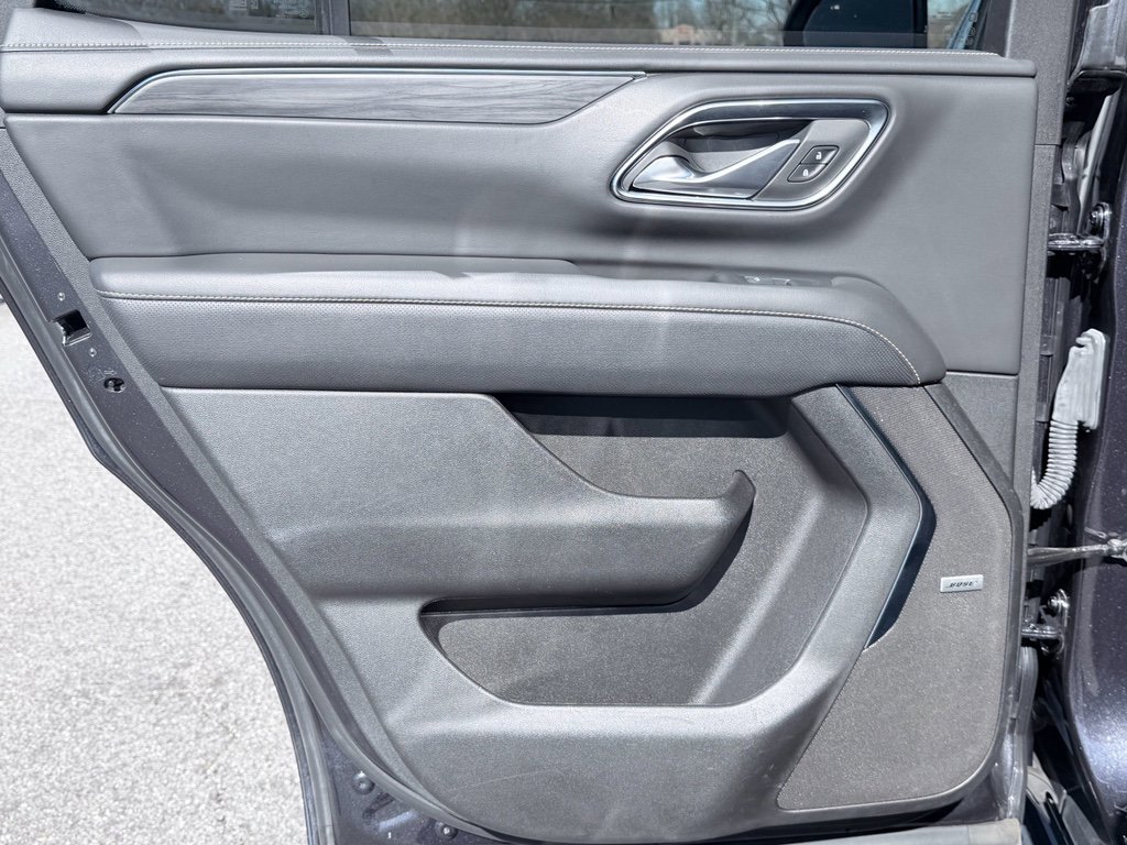 Used 2024 GMC Yukon SLT image 29