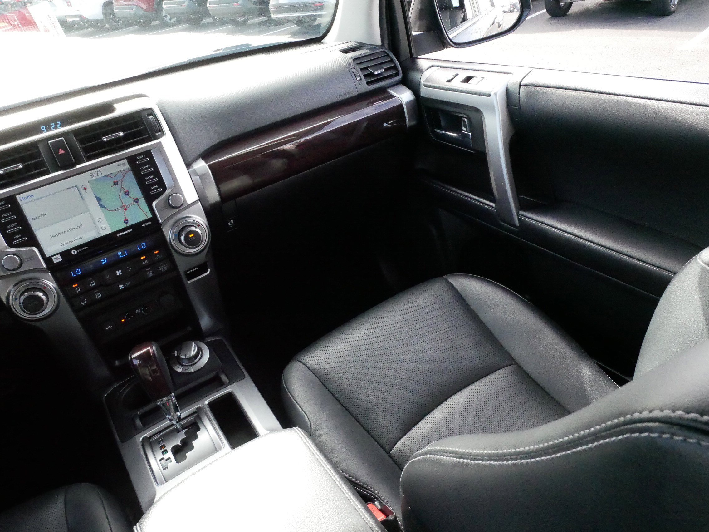 Used 2022 Toyota 4Runner Limited AWD/4WD image 11