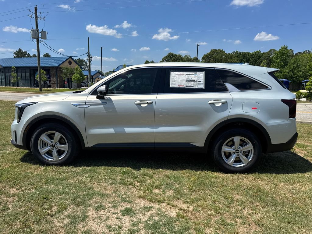 New 2026 Kia Sorento LX image 6