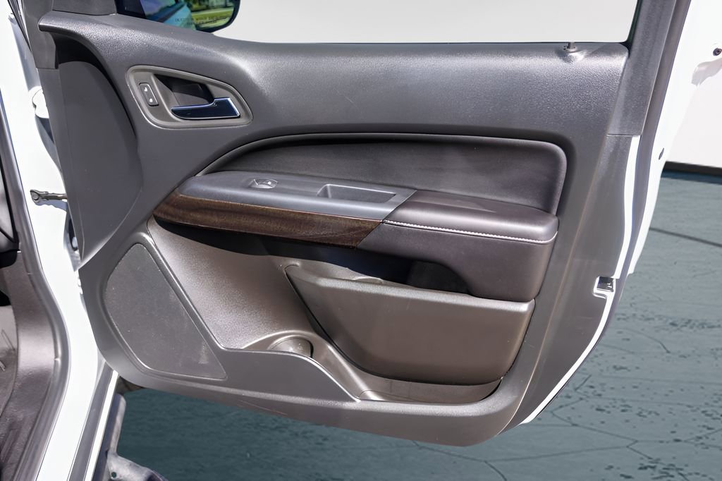 Certified 2022 GMC Canyon Elevation w/ Trailering Package image 31